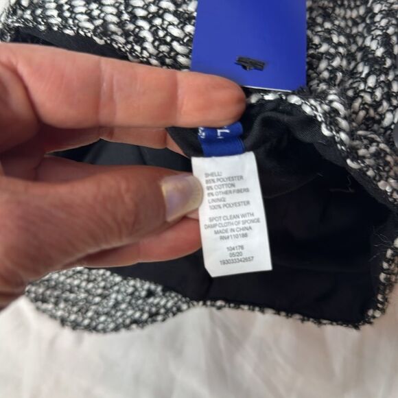 Apt. 9 Herringbone Newsboy Tweed Cap. NWT. - Picture 8 of 8